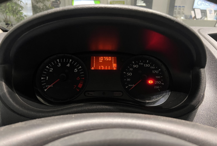 Renault Clio 1.2 16 V 75 CH / FAIBLE KILOMETRAGE / SANS CLIM