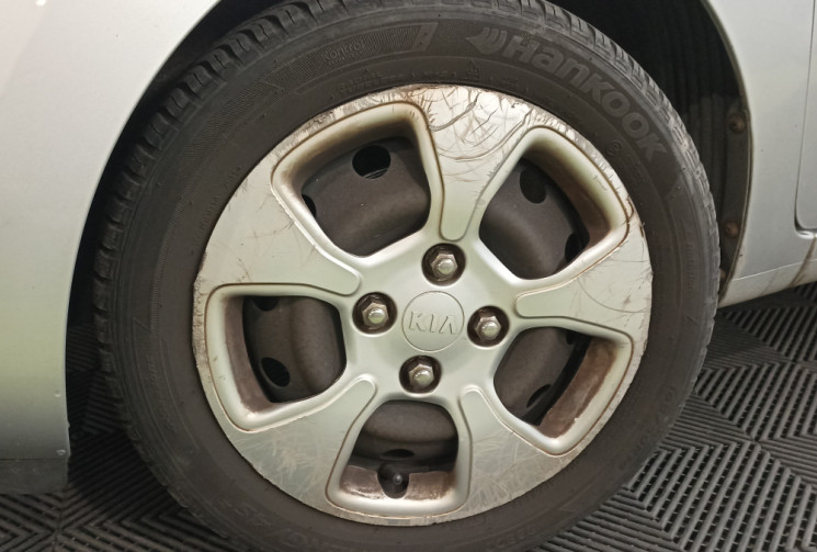 Kia Picanto 1.0 Motion 5 portes / Suivi d’entretien complet