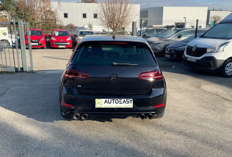 Volkswagen Golf VII R / 2.0 / 300 CH 