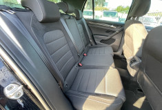 Volkswagen Golf VII R / 2.0 / 300 CH 