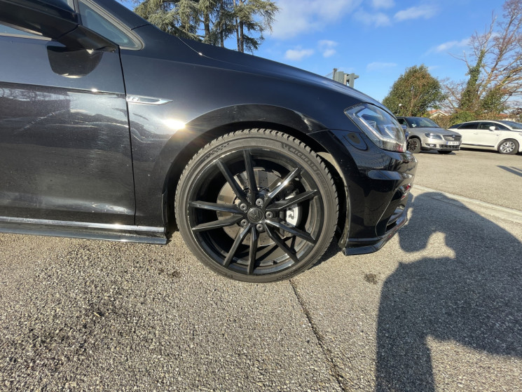 Volkswagen Golf VII R / 2.0 / 300 CH 