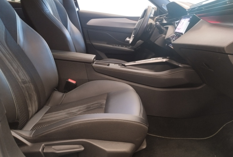 Peugeot 308 III  1.2 THP Puretech 12V GPF  GT PACK EAT8 S&S 130 cv