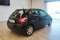 Peugeot 208 1.2 VTi Street 5p 82ch