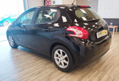 Peugeot 208 1.2 VTi Street 5p 82ch