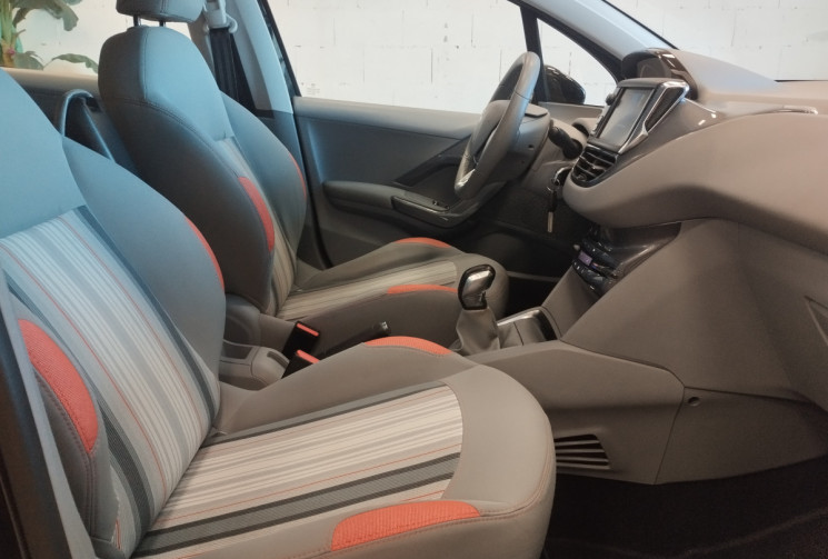 Peugeot 208 1.2 VTi Street 5p 82ch