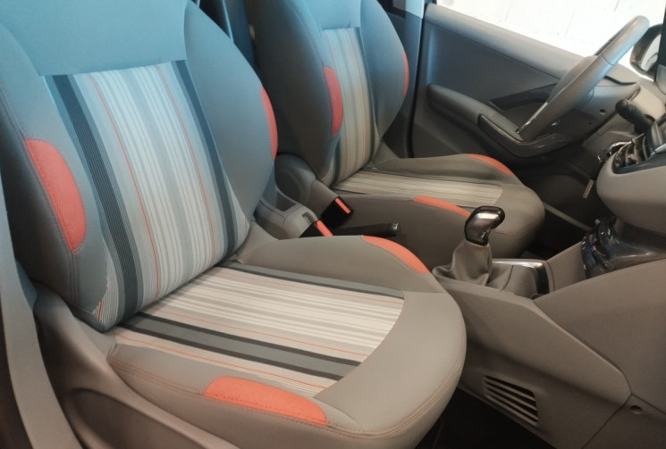 Peugeot 208 1.2 VTi Street 5p 82ch