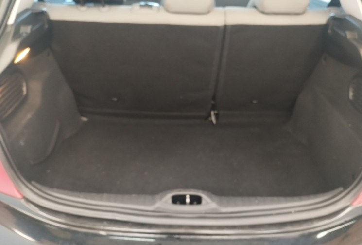 Peugeot 208 1.2 VTi Street 5p 82ch