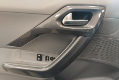 Peugeot 208 1.2 VTi Street 5p 82ch