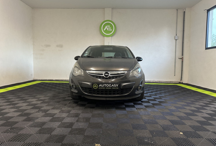 Opel Corsa 1.4 Twinport Cosmo 3p