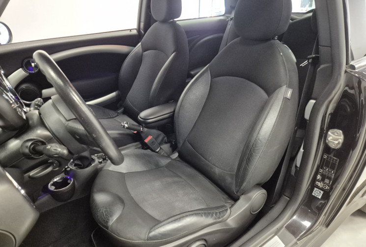 Mini Mini COOPER D 112 PACK CHILI