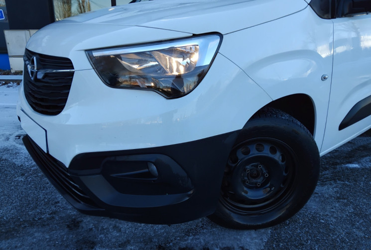 Opel COMBO CARGO 1.5 CDTI 102 L2H1 Suivi complet Opel - Première Main