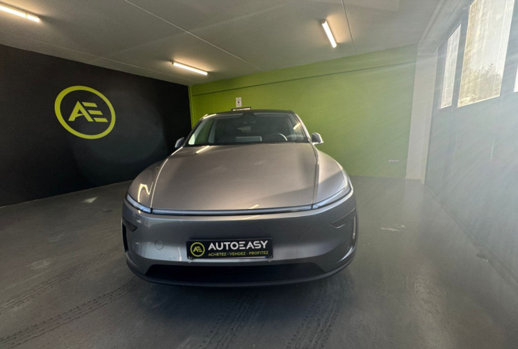 Tesla Model Y  RWD Long Range PHASE 2