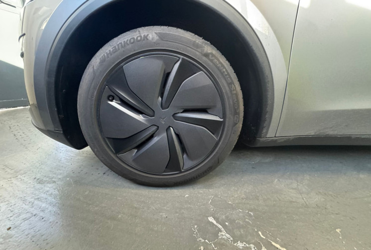 Tesla Model Y  RWD Long Range PHASE 2