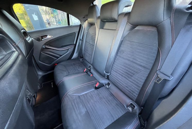 Mercedes CLA Coupé Phase 2 220 CDi 2.1 CDI 7G-DCT 170 cv Boîte auto