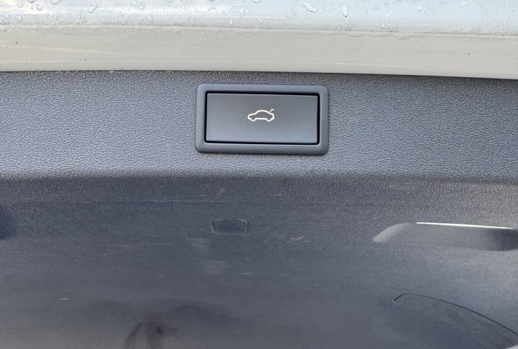 Skoda Enyaq  Enyaq IV 82 KWH - Toit ouvrant - keyless- sièges chauffants