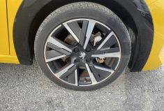 Peugeot 208 1.5 BlueHDi 100Ch GT LINE*Toit Panoramique*Camera 360*Entretien complet*