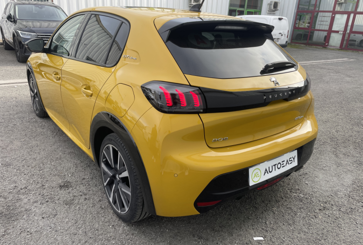Peugeot 208 1.5 BlueHDi 100Ch GT LINE*Toit Panoramique*Camera 360*Entretien complet*
