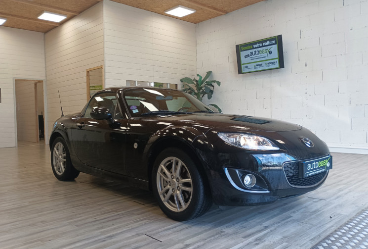 Mazda MX-5 III (NC) CC 1.8 i 16V 126 cv CABRIOLET