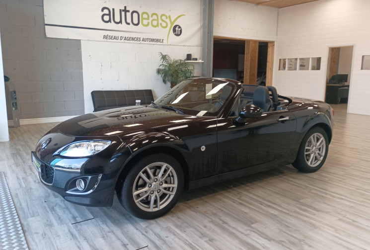 Mazda MX-5 III (NC) CC 1.8 i 16V 126 cv CABRIOLET