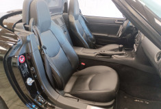 Mazda MX-5 III (NC) CC 1.8 i 16V 126 cv CABRIOLET