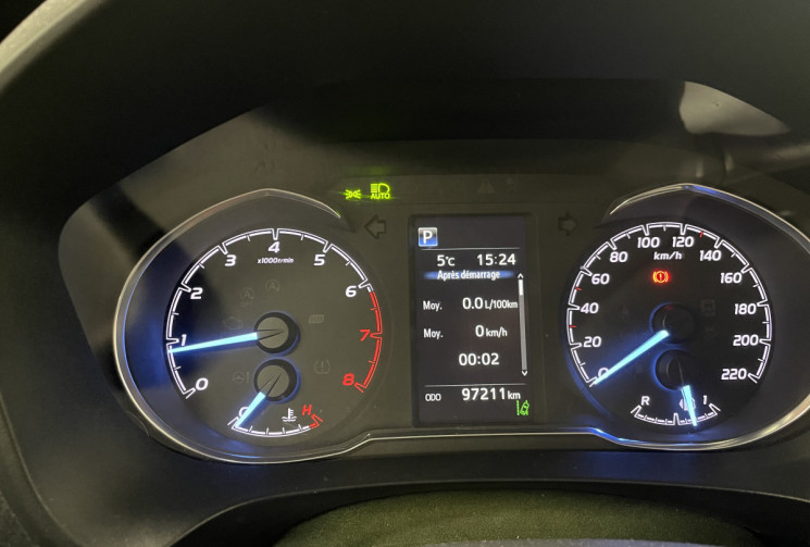 Toyota Yaris 1.5 VVTi 110 ch CVT Y20 - 1er main