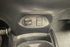 Toyota Yaris 1.5 VVTi 110 ch CVT Y20 - 1er main