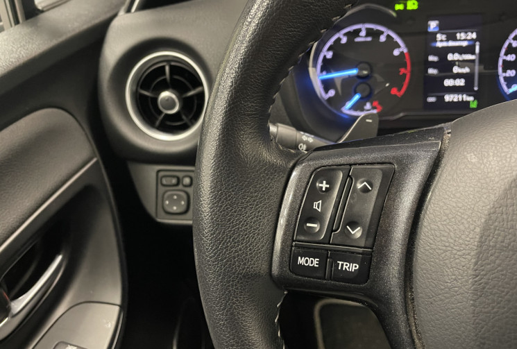 Toyota Yaris 1.5 VVTi 110 ch Y20 - 1er main