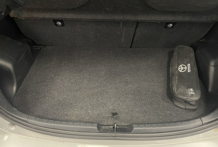 Toyota Yaris 1.5 VVTi 110 ch CVT Y20 - 1er main