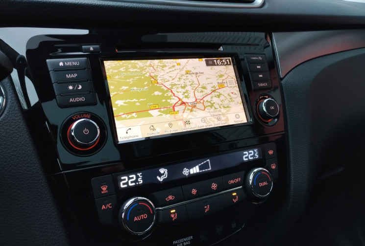 Nissan Qashqai II 1.3 DIG-T 160 Tekna DCT