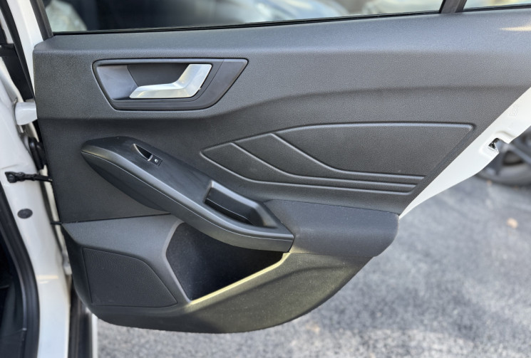 Ford Focus  Active X 125ch Apple Car Play / Camera / GPS / Bluetooth / Suivi Ford