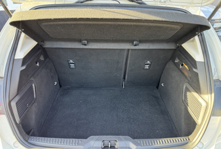 Ford Focus  Active X 125ch Apple Car Play / Camera / GPS / Bluetooth / Suivi Ford