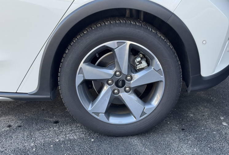 Ford Focus  Active X 125ch Apple Car Play / Camera / GPS / Bluetooth / Suivi Ford