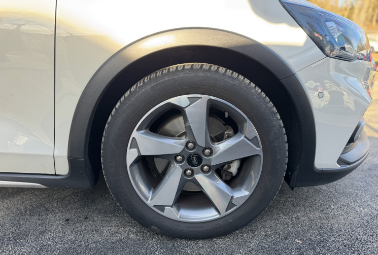 Ford Focus  Active X 125ch Apple Car Play / Camera / GPS / Bluetooth / Suivi Ford