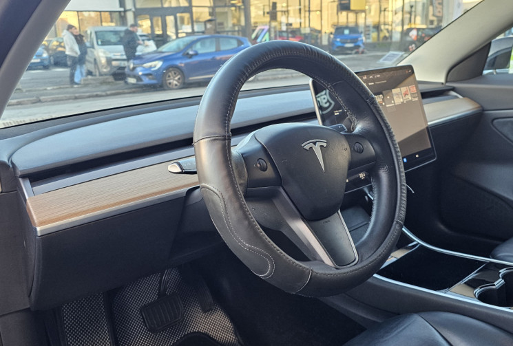 Tesla Model 3 Standard RWD Plus