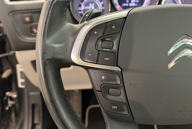 Citroën C4 1.6 e-HDi110 BVA Exclusive + Attelage / Première main