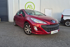 Peugeot 308 1.6 HDi 8V FAP Blue Lion 92 CV * DISTRIBUTION + EMBRAYGE FAIT * BT * CARNET COMPLET