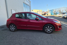 Peugeot 308 1.6 HDi 8V FAP Blue Lion 92 CV * DISTRIBUTION + EMBRAYGE FAIT * BT * CARNET COMPLET