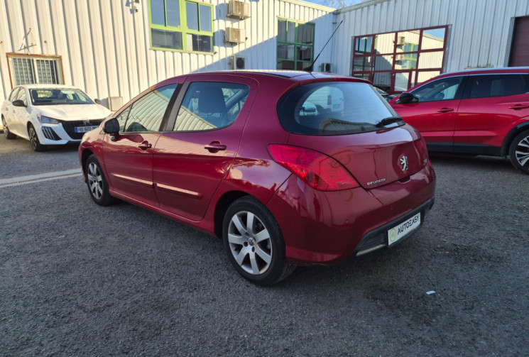 Peugeot 308 1.6 HDi 8V FAP Blue Lion 92 CV * DISTRIBUTION + EMBRAYGE FAIT * BT * CARNET COMPLET