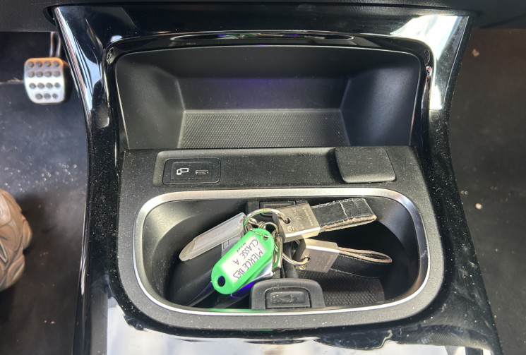 Mercedes Classe A IV 160 109 Ch AMG LINE * PACK PREMIUM PLUS * TOIT OUVRANT 