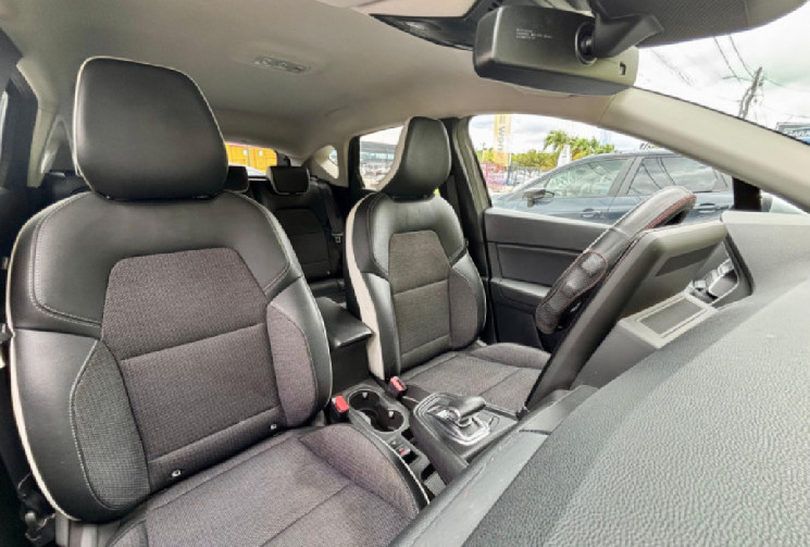 Renault Captur S&S II 1.3 TCe 16V GPF Mild Hybrid EDC7 140 cv // Boîte automatique