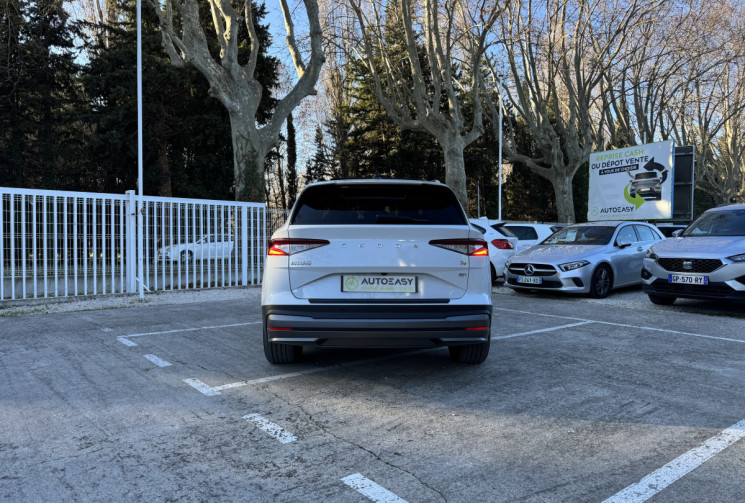 Skoda Enyaq IV 82 KWH - Toit ouvrant - keyless- sièges chauffants