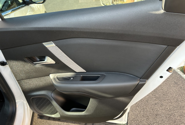 Citroën C4 Shine pack 1.5 BlueHDI 130 cv EAT8