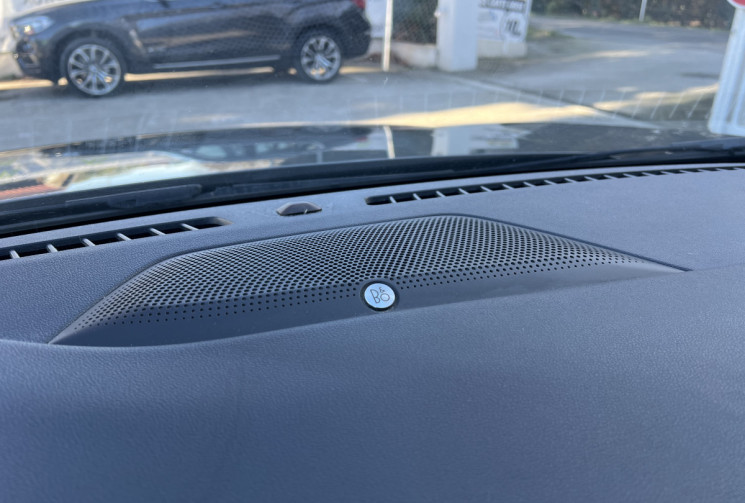 Ford Kuga  2.0 Ecoblue 150 mHEV ST-Line X / Bang & Olufsen / Caméra / Carplay / Keyless