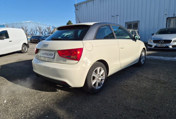 Audi A1 1.6 TDI 105 CH  AMBITION * DISTRIBUTION OK * CLIM