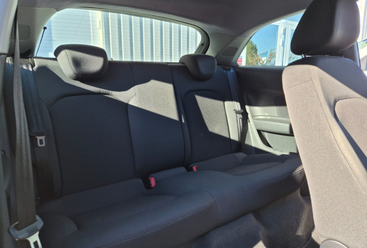 Audi A1 1.6 TDI 105 CH  AMBITION * DISTRIBUTION OK * CLIM