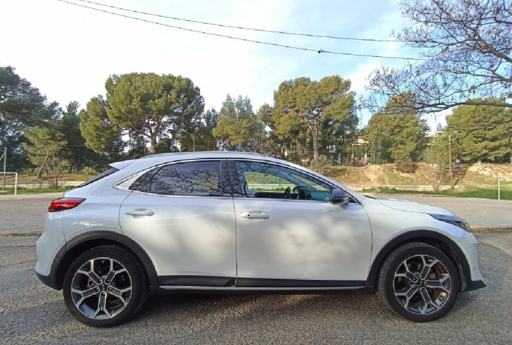 Kia XCeed 1.6 GDi 105ch + Plug-In 60.5ch DESIGN DCT6 - Toit ouvrant - ACC - Suivi KIA 