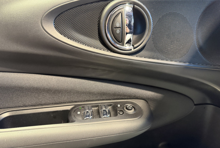 Mini Clubman COOPER BUSINESS DESIGN 136CH BVA / CARPLAY/ CAMERA