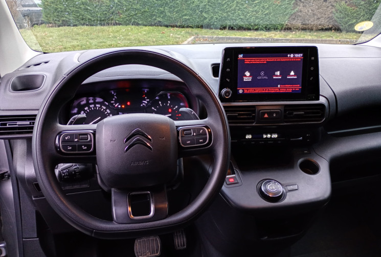 Citroën Berlingo  Van Taille M 650kg BlueHDi 130 EAT8 *Attelage *Protec intérieure bois *Distrib OK