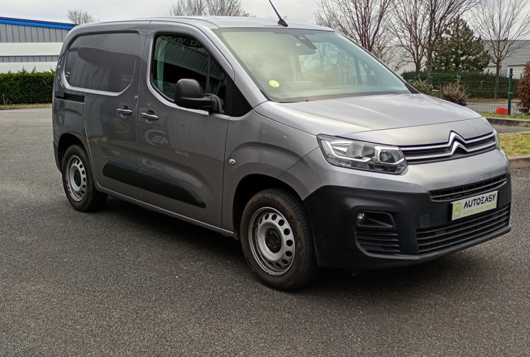 Citroën Berlingo  Van Taille M 650kg BlueHDi 130 EAT8 *Attelage *Protec intérieure bois *Distrib OK