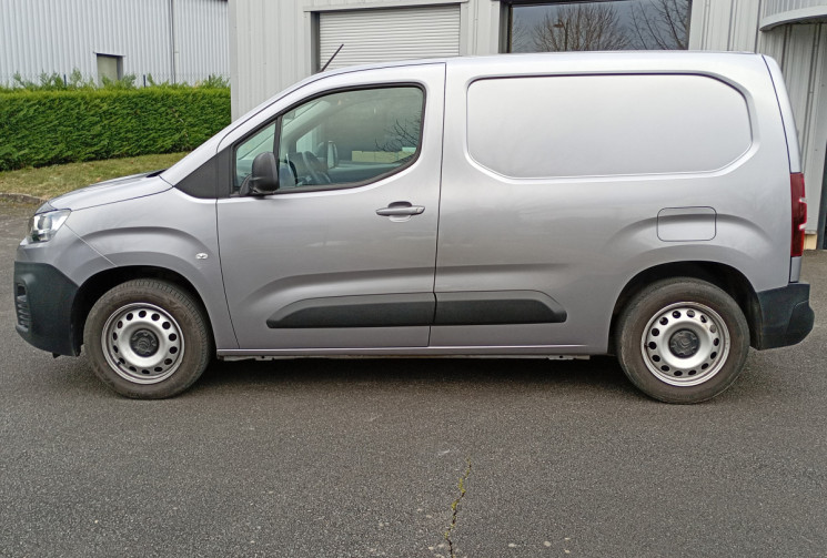 Citroën Berlingo  Van Taille M 650kg BlueHDi 130 EAT8 *Attelage *Protec intérieure bois *Distrib OK